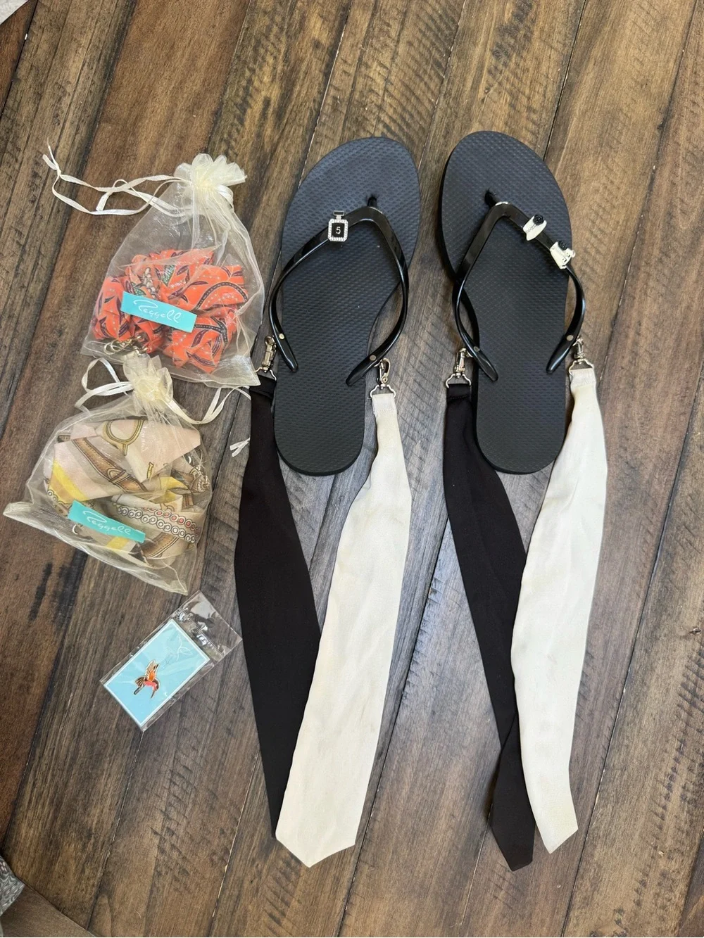 Peggell | 8-9 Glamflips Silk Strap Charm Flip Flops